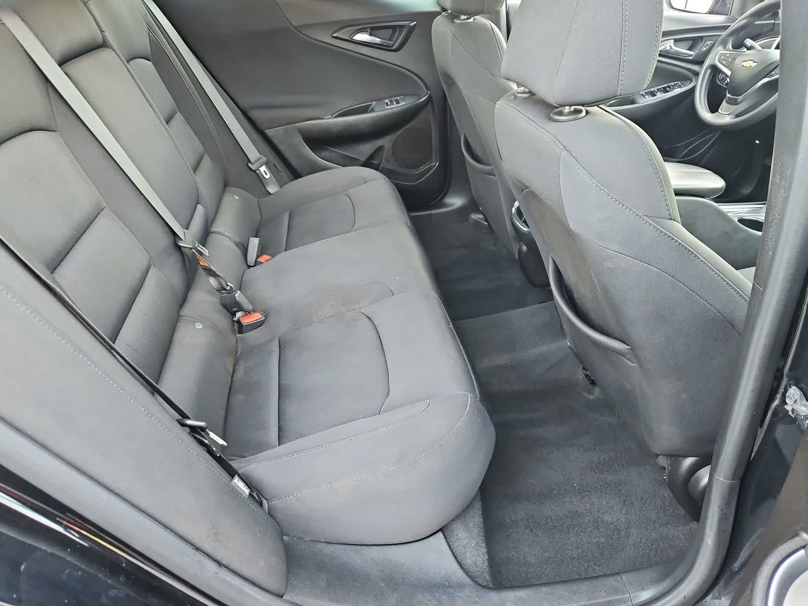 Thumbnail: 2021 Chevrolet Malibu - 21