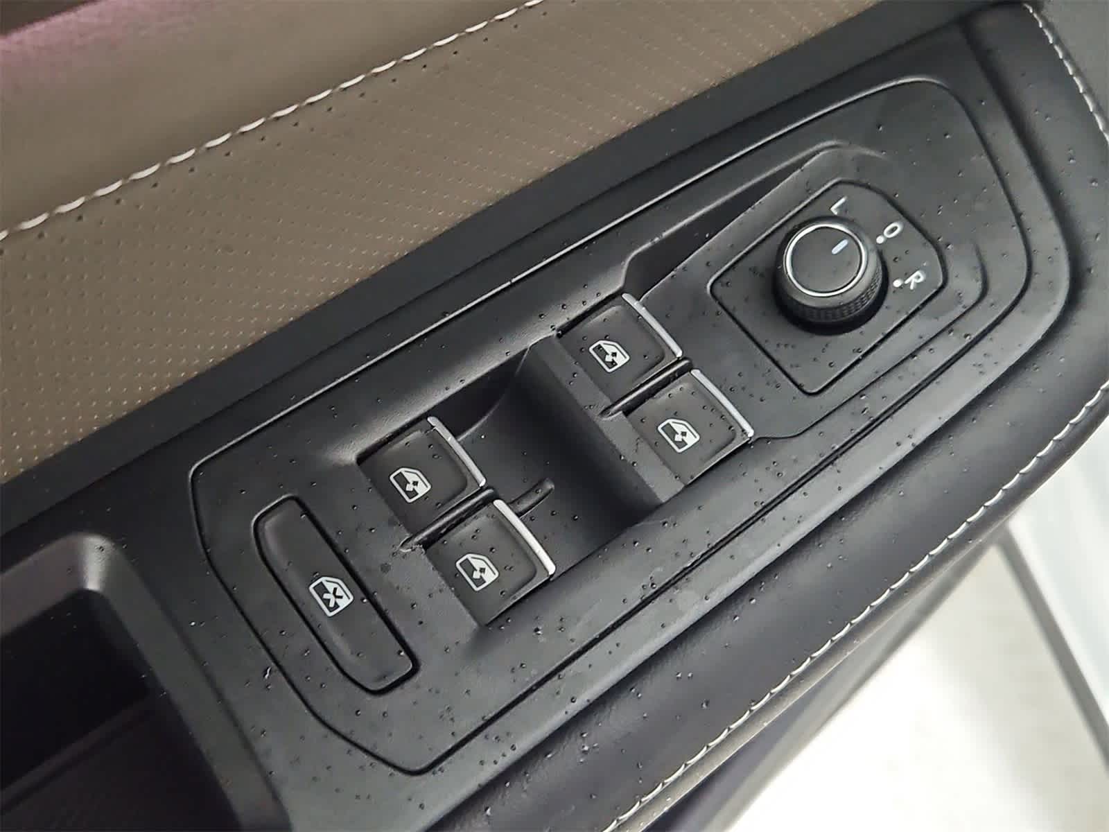 Thumbnail: 2026 Volkswagen Atlas - 17