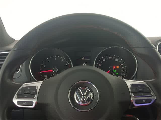 2010 Volkswagen Golf GTI 17