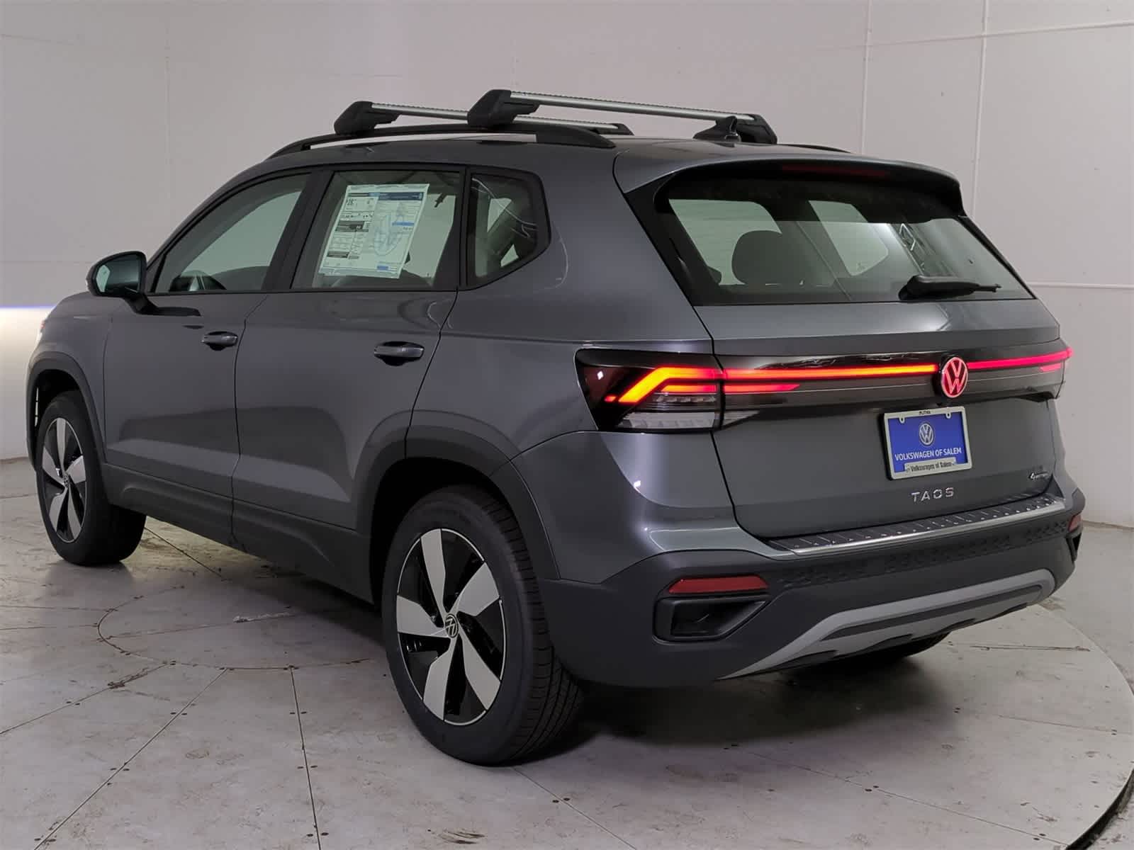 Thumbnail: 2025 Volkswagen Taos - 4