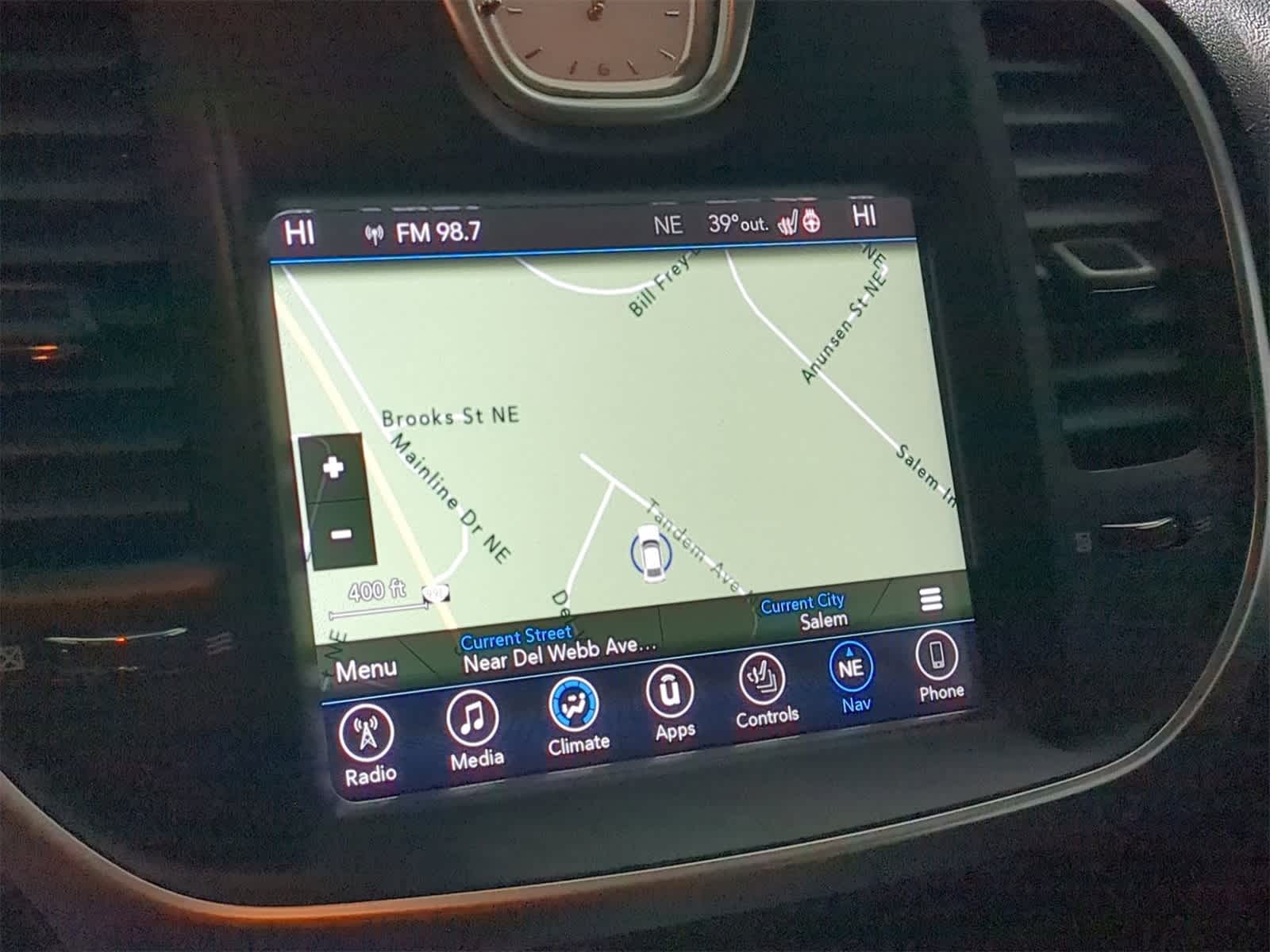 Thumbnail: 2017 Chrysler 300 - 27