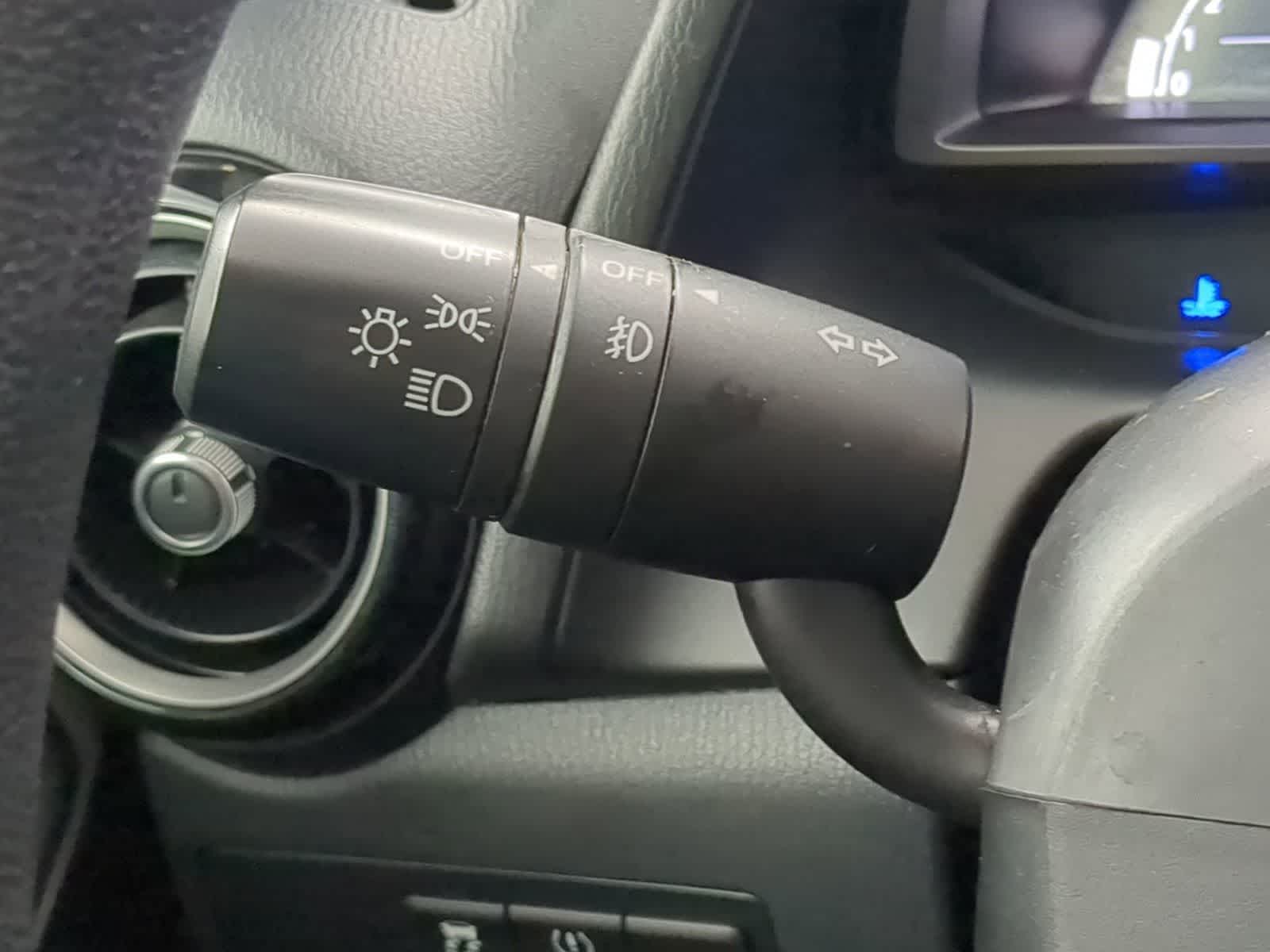 Thumbnail: 2019 Toyota Yaris - 25