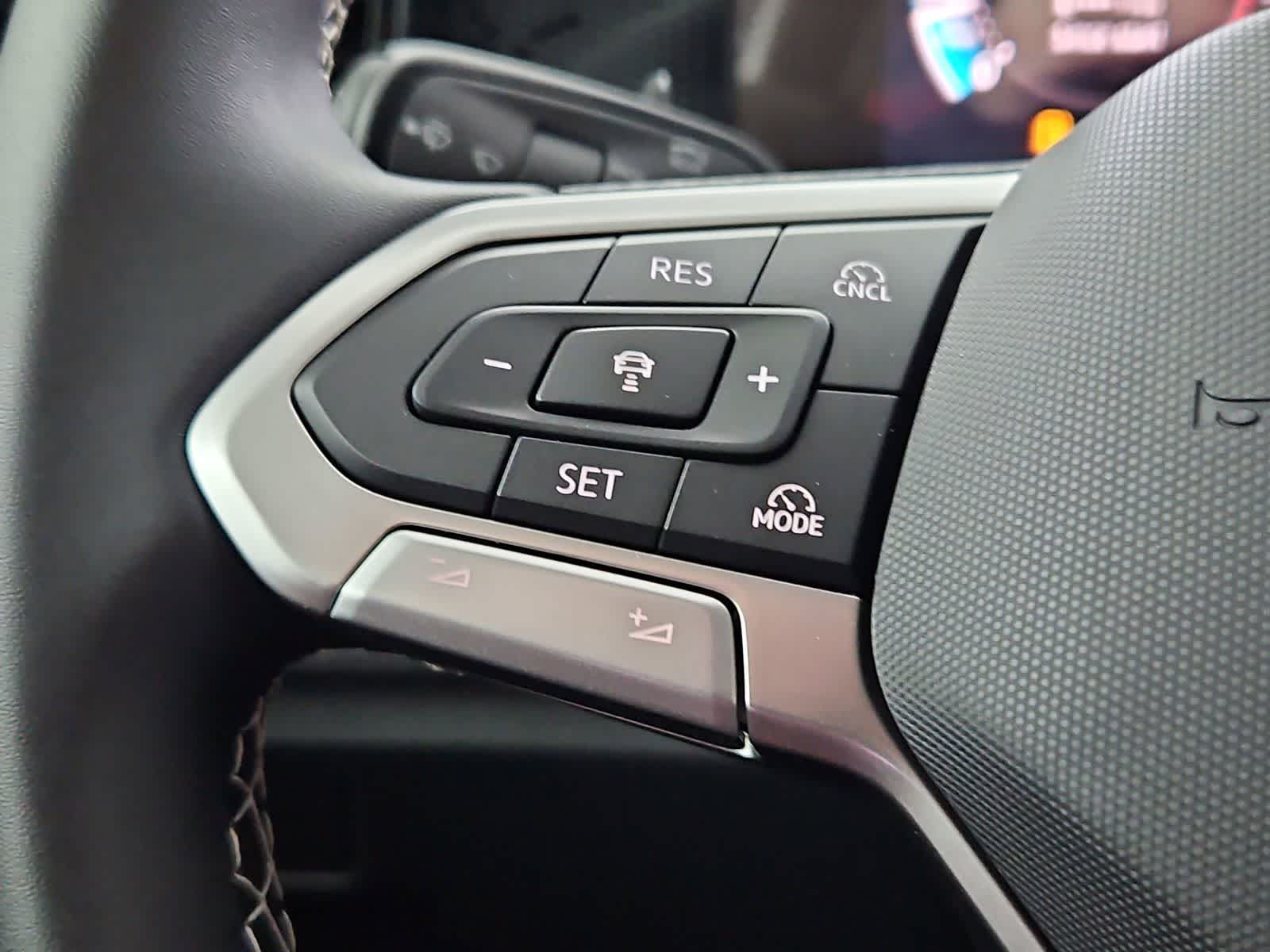 Thumbnail: 2026 Volkswagen Tiguan - 23