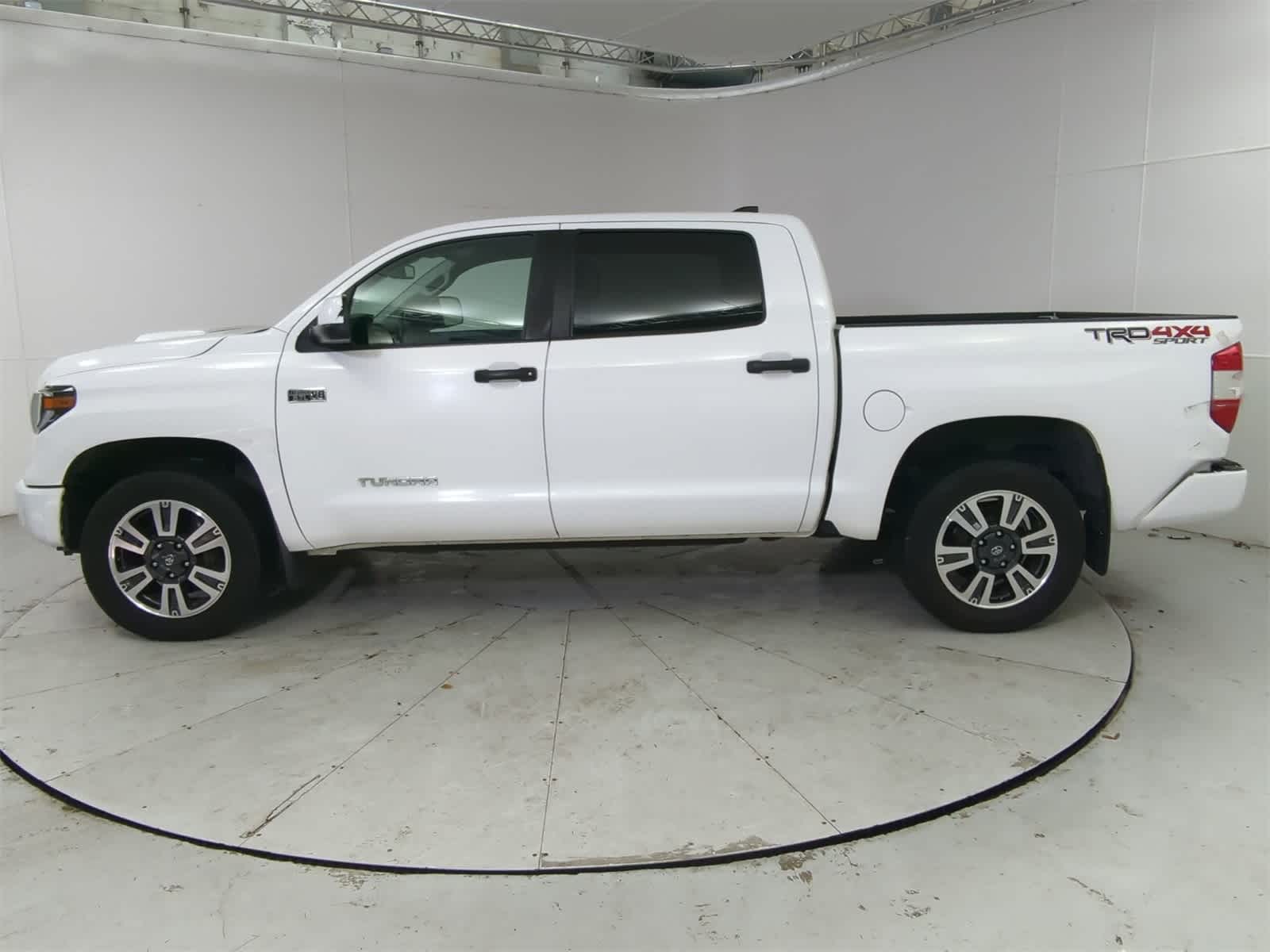 Thumbnail: 2021 Toyota Tundra - 3