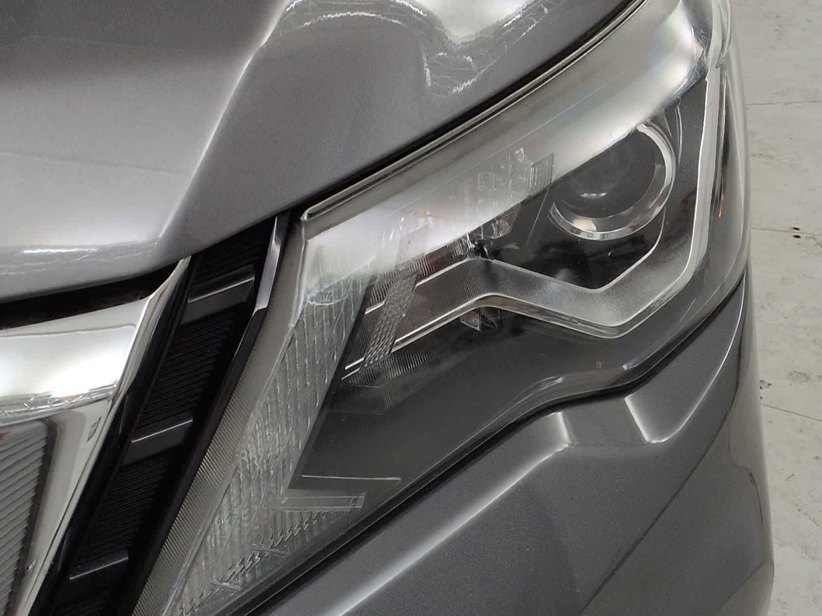 Thumbnail: 2020 Nissan Pathfinder - 9
