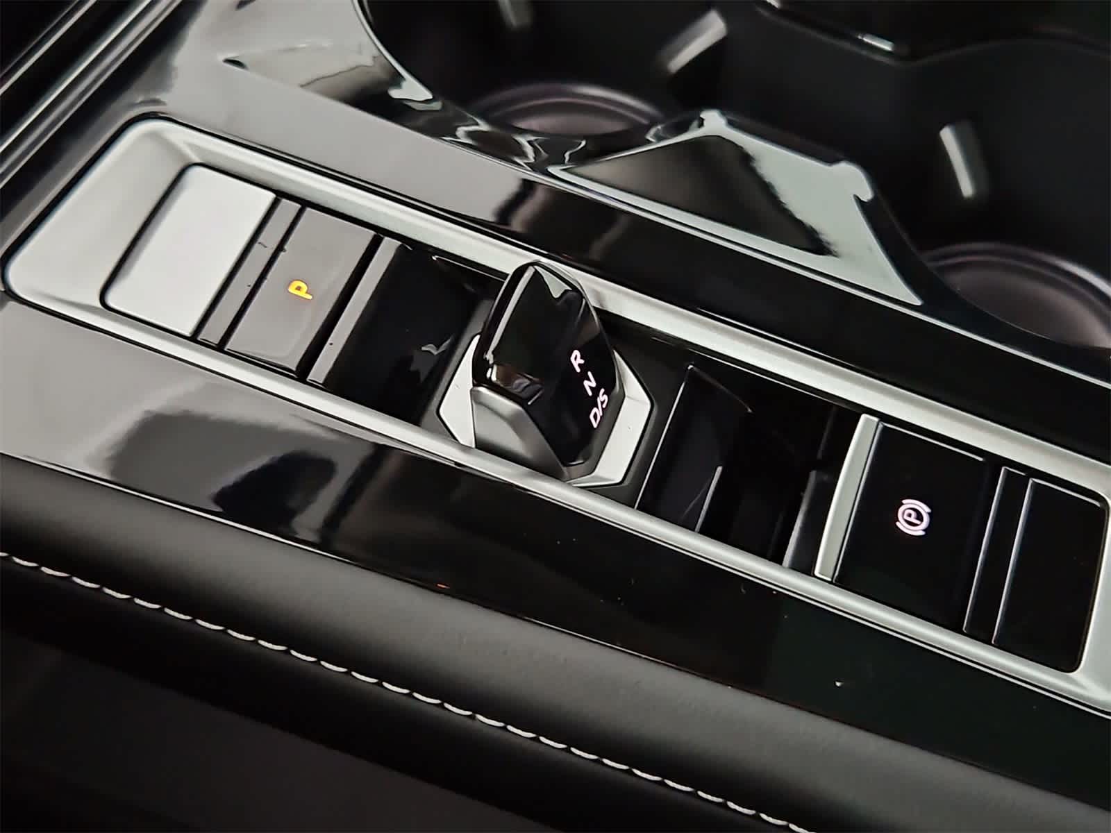 Thumbnail: 2026 Volkswagen Atlas - 34