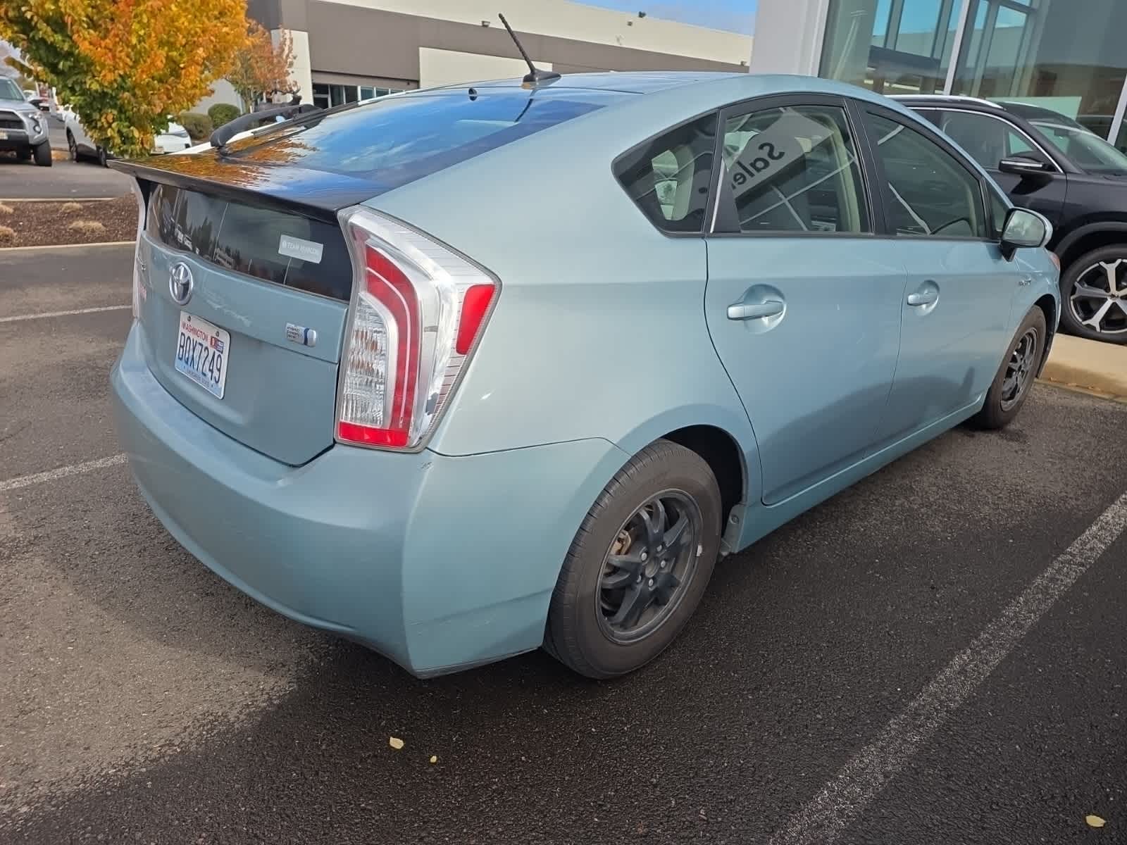 Thumbnail: 2014 Toyota Prius - 7