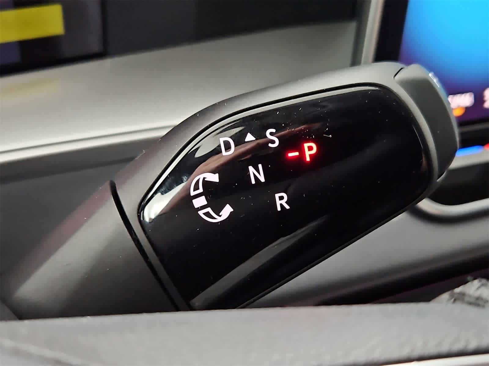 Thumbnail: 2025 Volkswagen Tiguan - 34