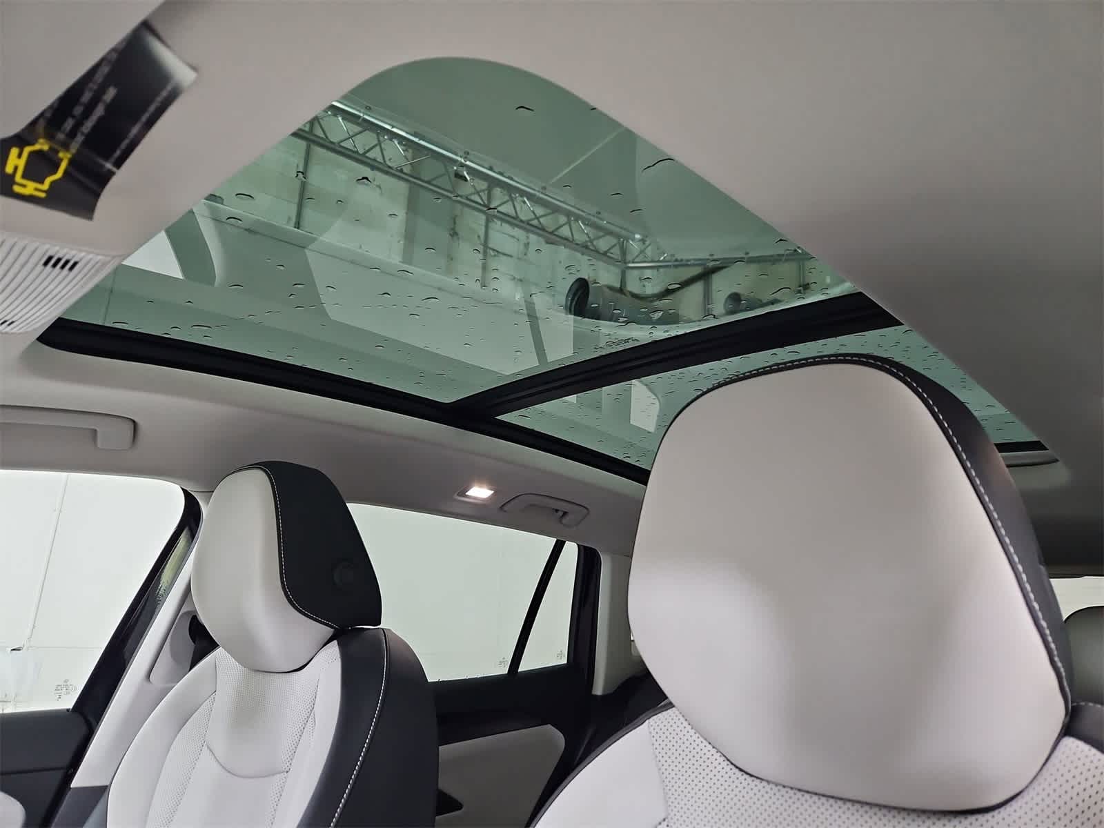 Thumbnail: 2025 Volkswagen Tiguan - 19