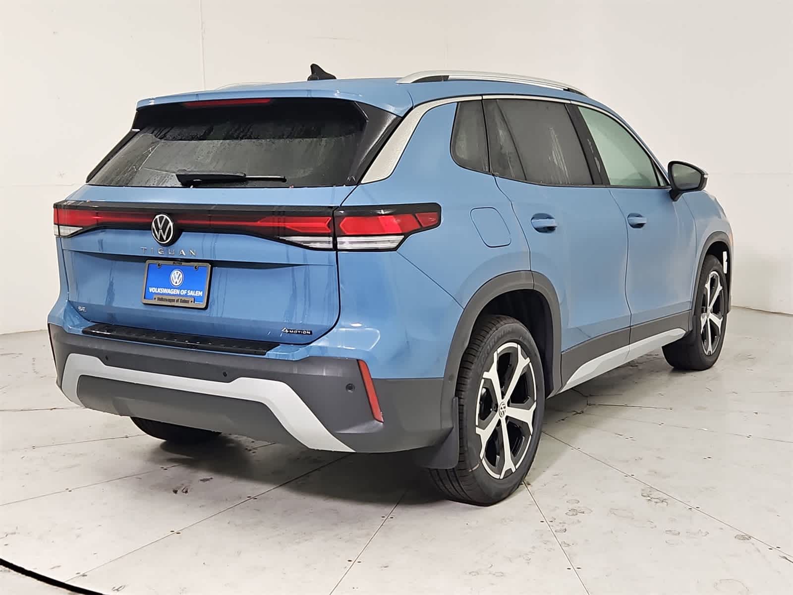 Thumbnail: 2025 Volkswagen Tiguan - 6