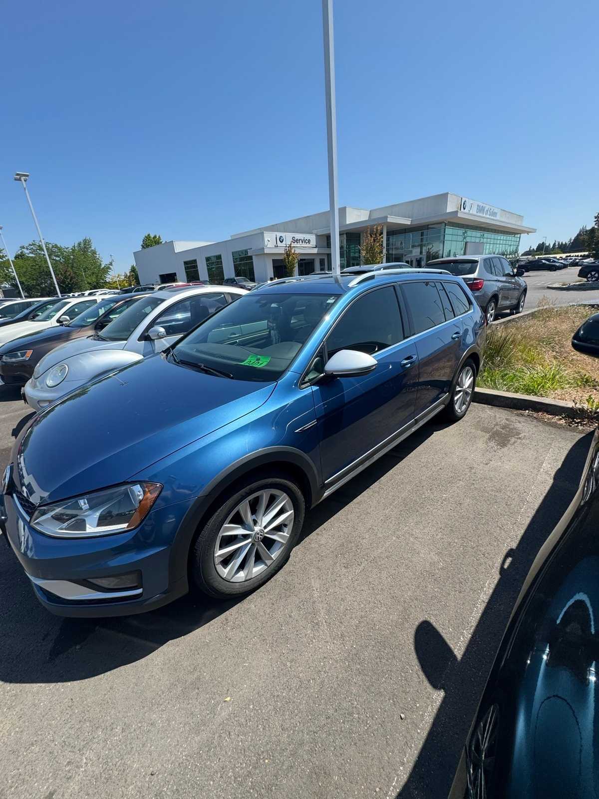 Used 2017 Volkswagen Golf Alltrack Alltrack SE with VIN 3VWH17AU8HM529941 for sale in Salem, OR