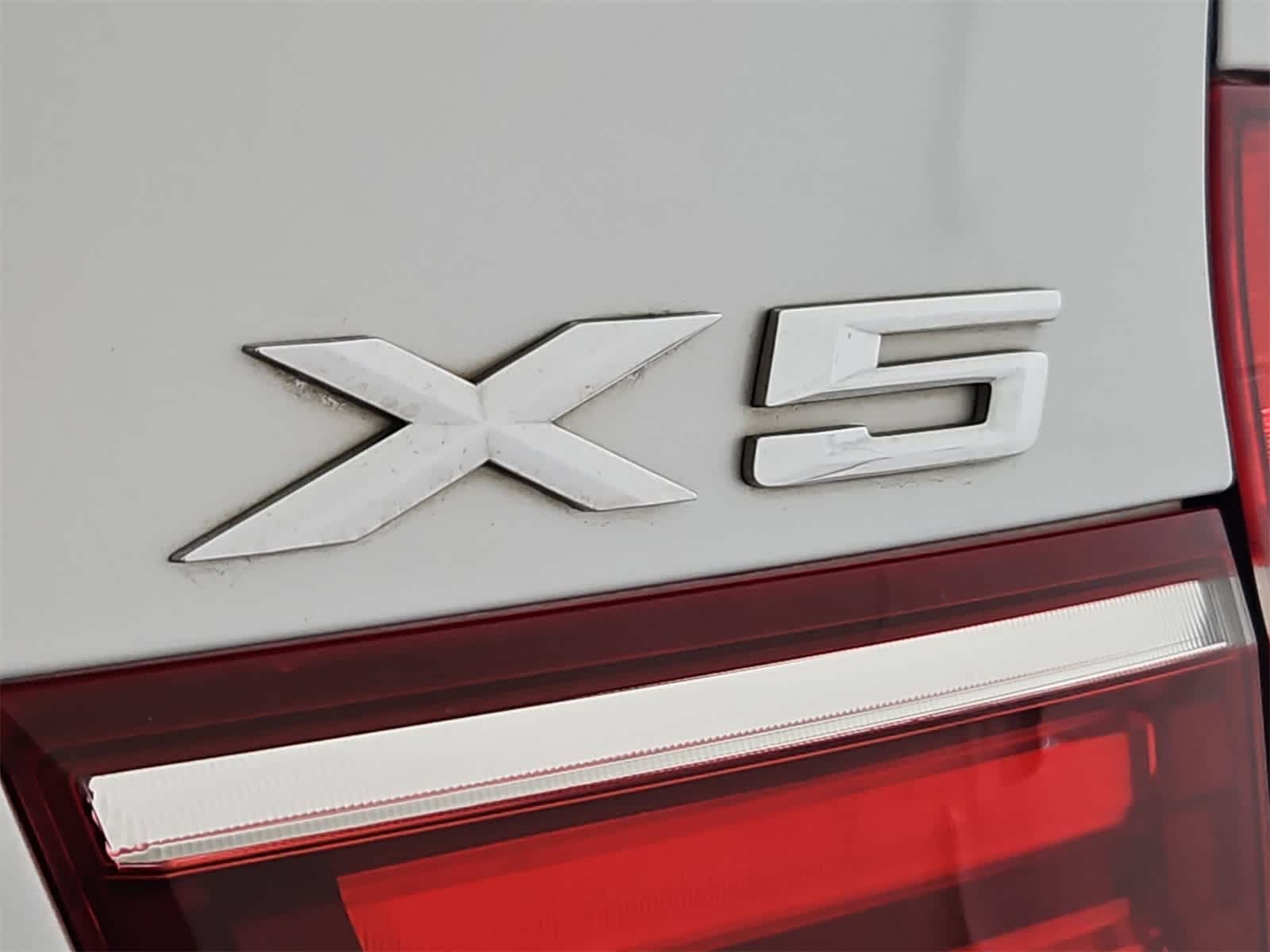 Thumbnail: 2013 BMW X5 - 12