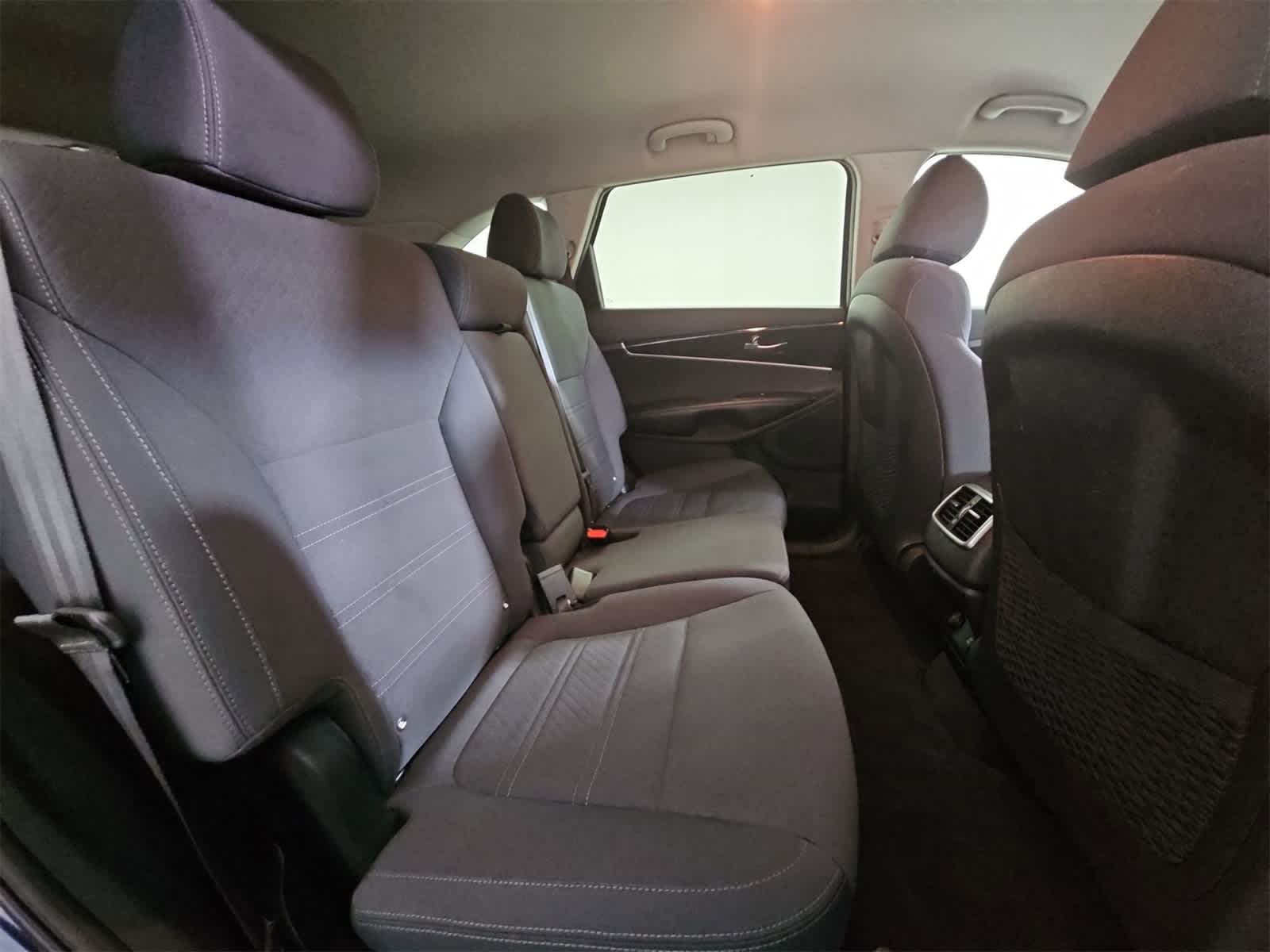 Thumbnail: 2019 Kia Sorento - 20