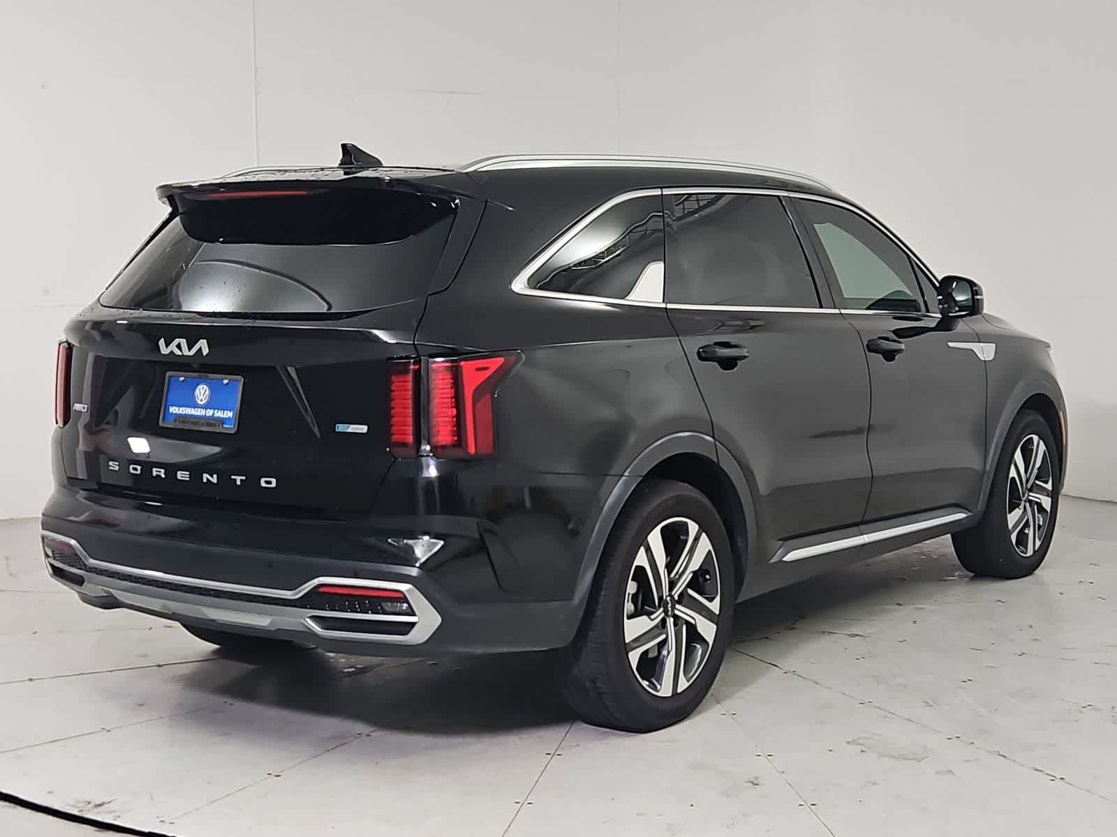 Thumbnail: 2022 Kia Sorento - 6