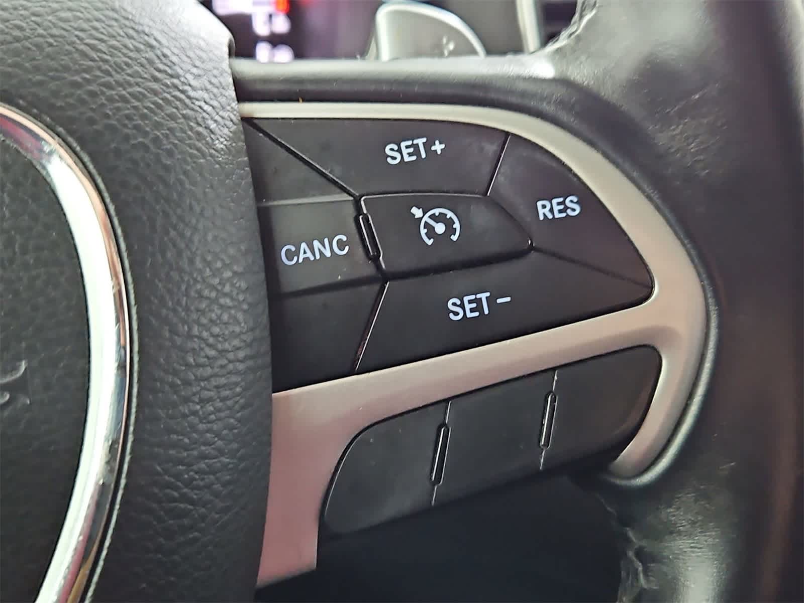 Thumbnail: 2015 Dodge Durango - 24