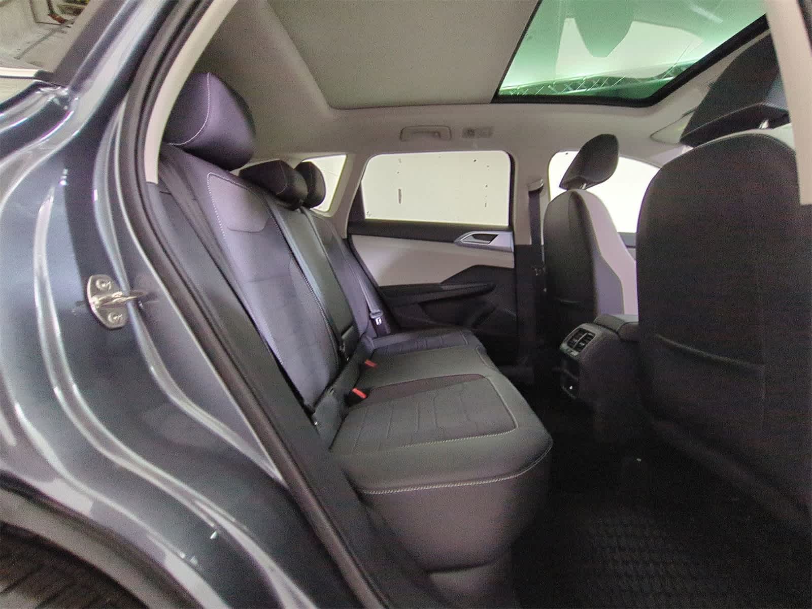 Thumbnail: 2025 Volkswagen Taos - 21