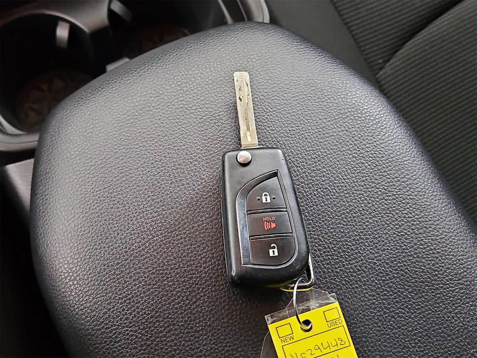 Thumbnail: 2021 Toyota RAV4 - 40