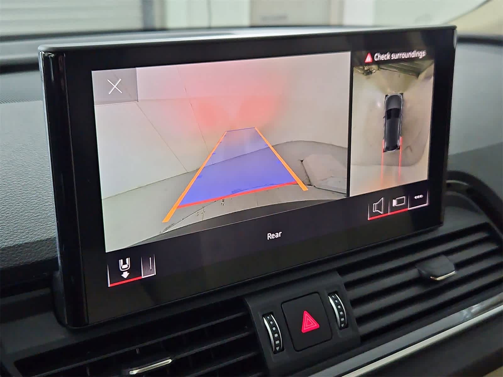 Thumbnail: 2022 Audi Q5 - 31