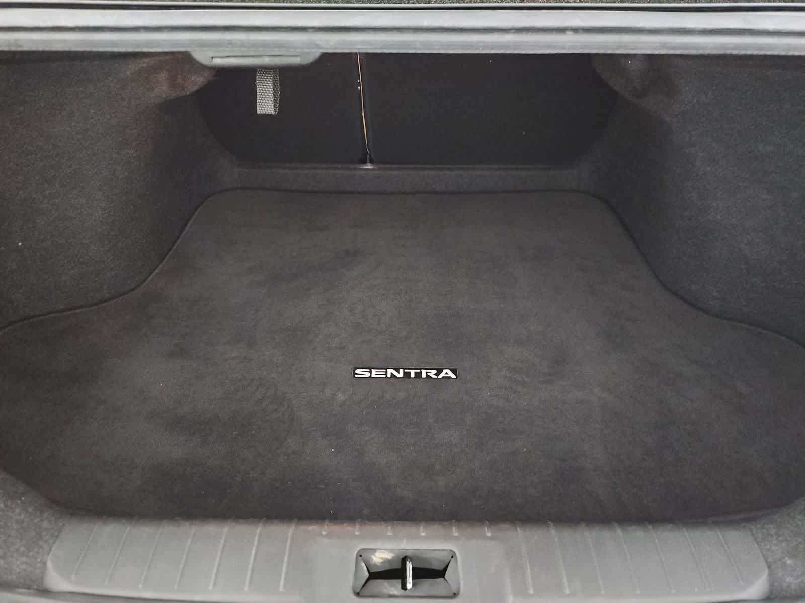 Thumbnail: 2021 Nissan Sentra - 34