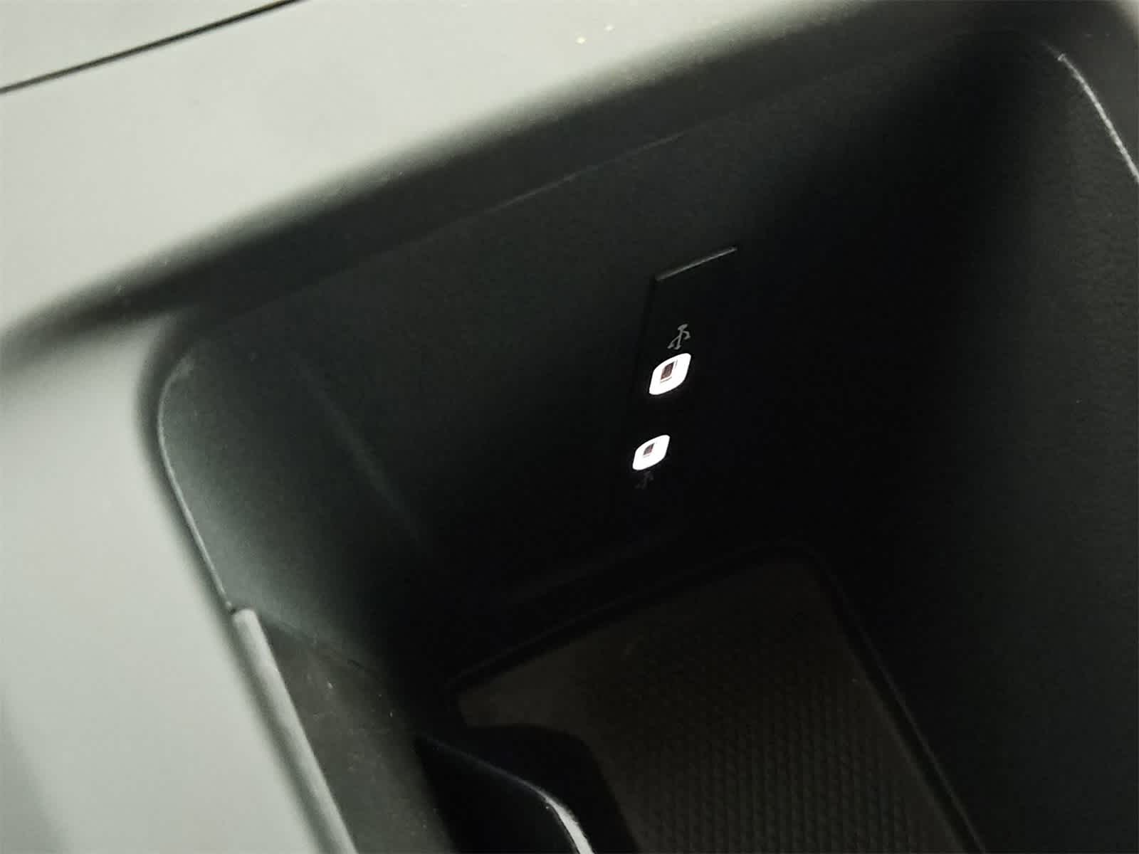 Thumbnail: 2025 Volkswagen Tiguan - 33