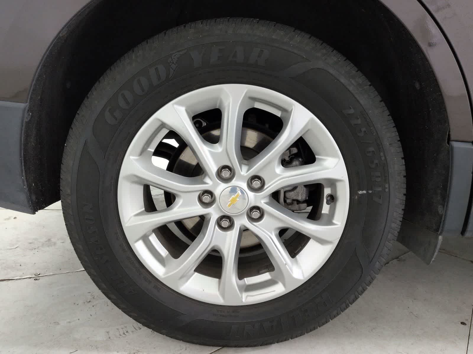 Thumbnail: 2020 Chevrolet Equinox - 12