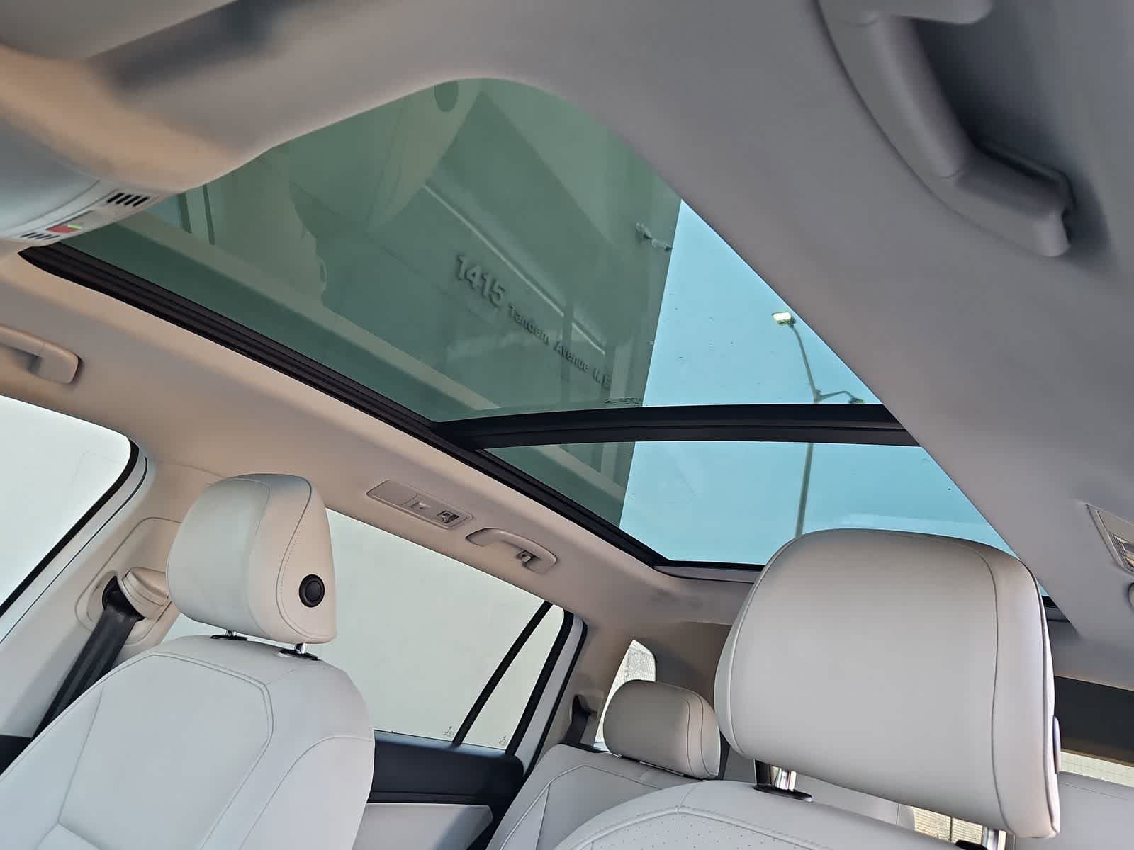 Thumbnail: 2020 Volkswagen Tiguan - 19