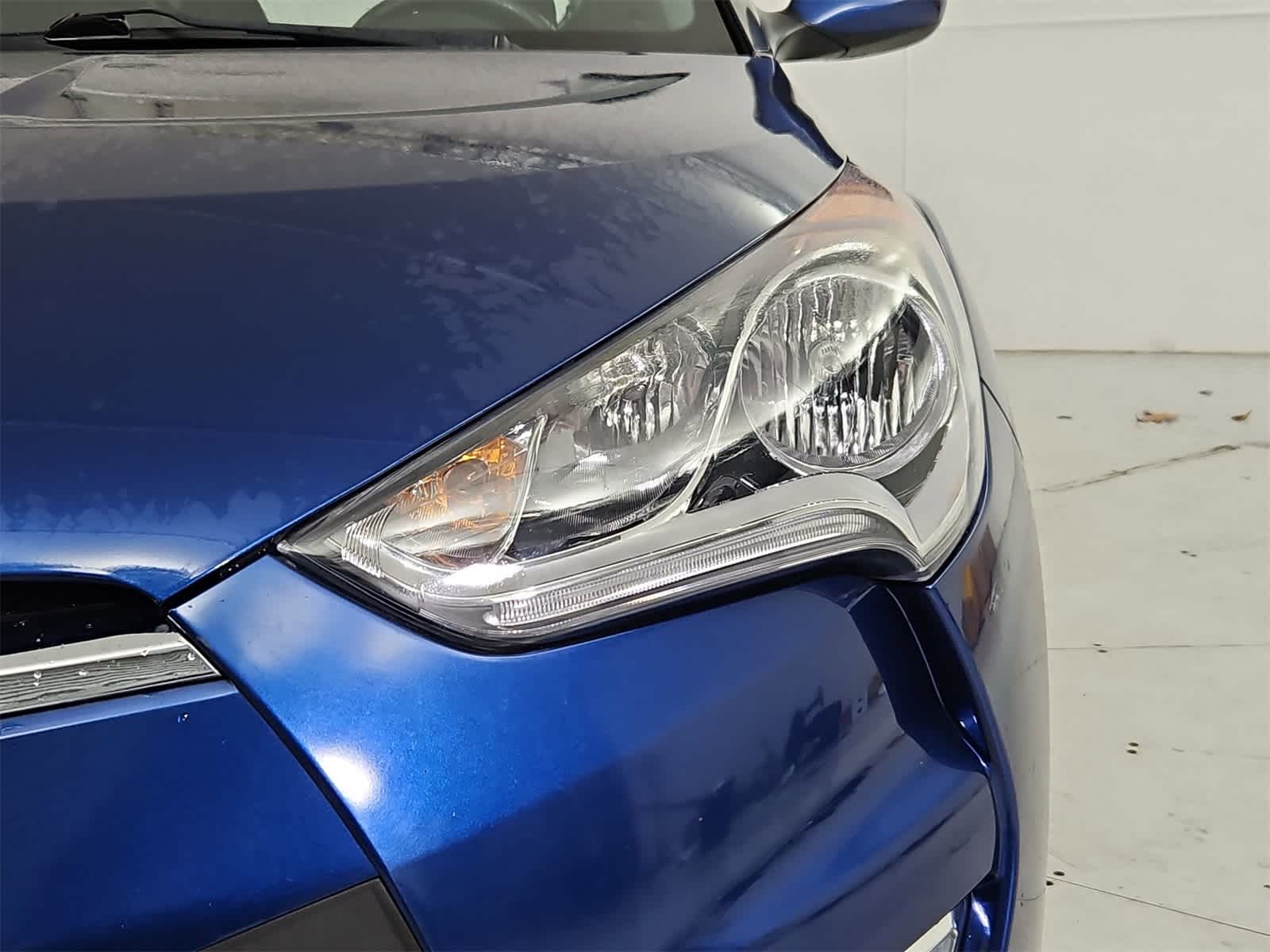 Thumbnail: 2017 Hyundai Veloster - 10