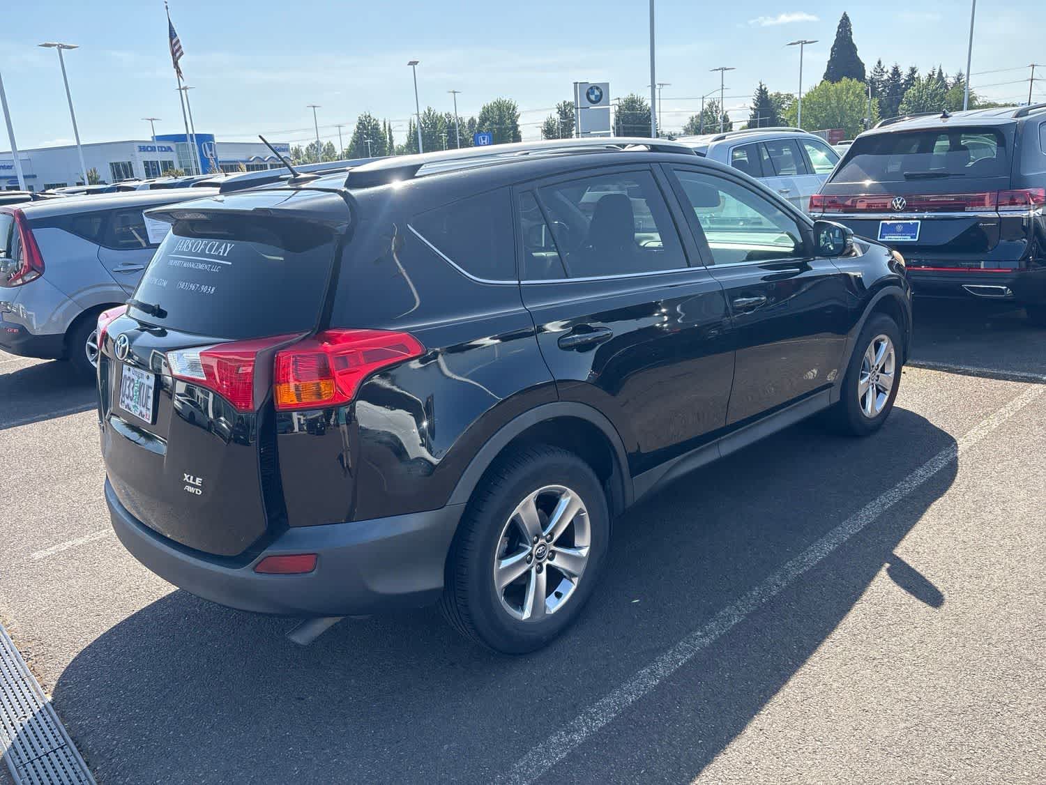 Thumbnail: 2015 Toyota RAV4 - 6