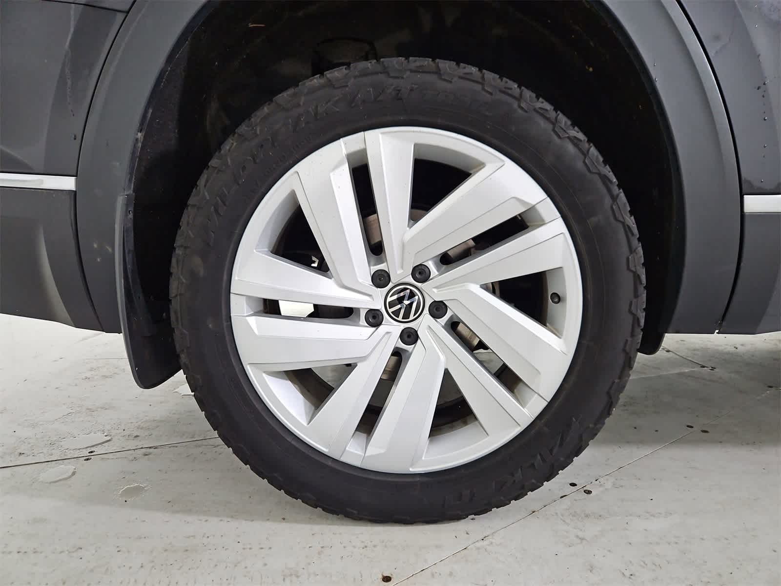 Thumbnail: 2021 Volkswagen Atlas - 13