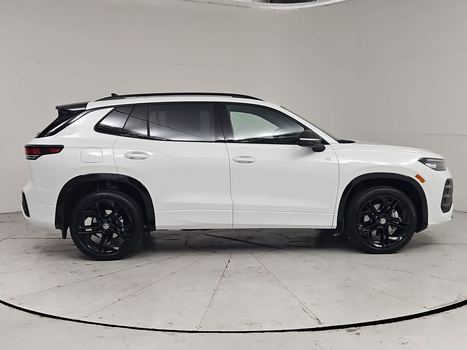 Thumbnail: 2026 Volkswagen Tiguan - 7