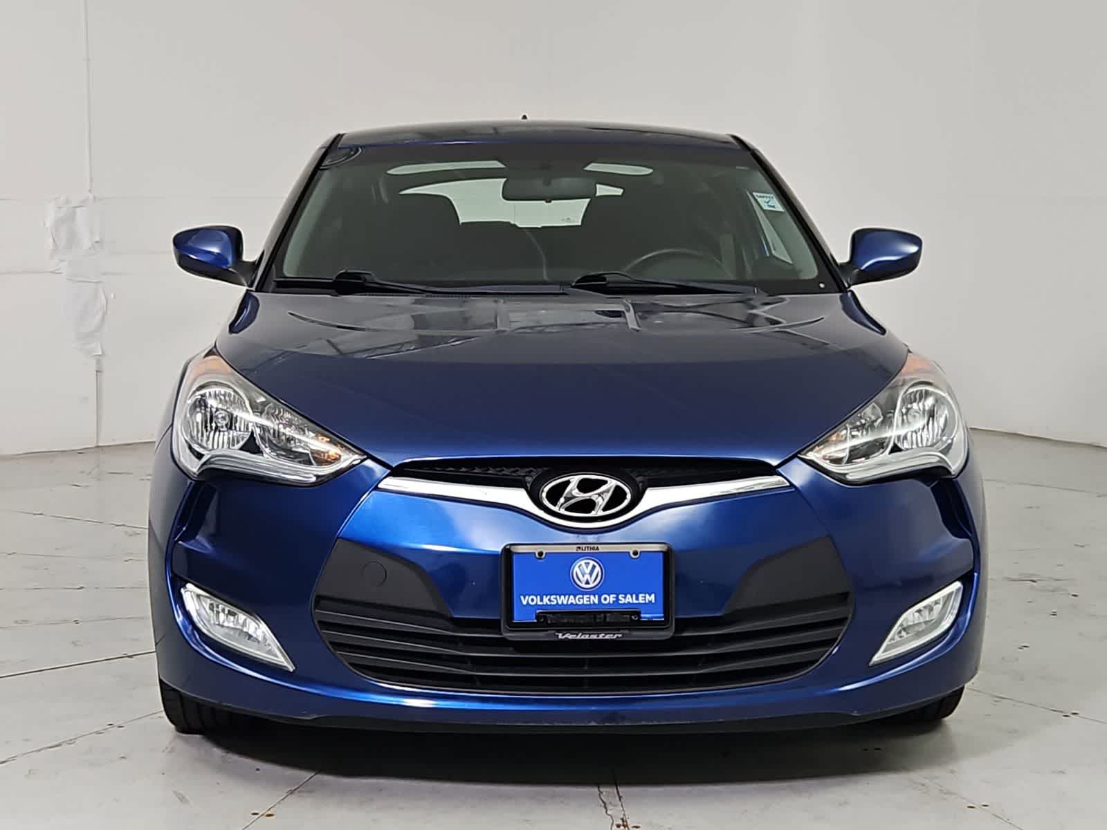 Thumbnail: 2017 Hyundai Veloster - 9