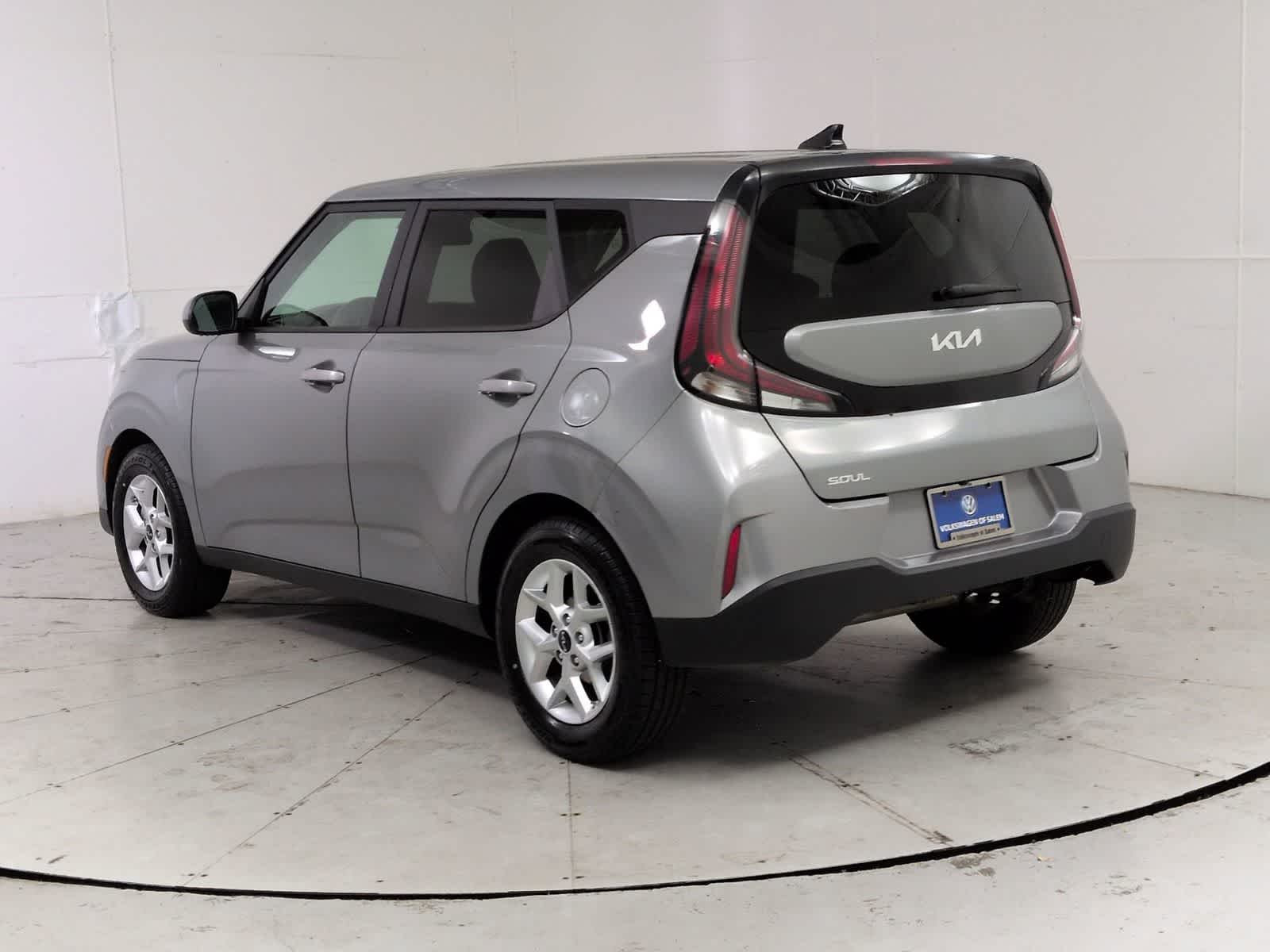 Thumbnail: 2023 Kia Soul - 3