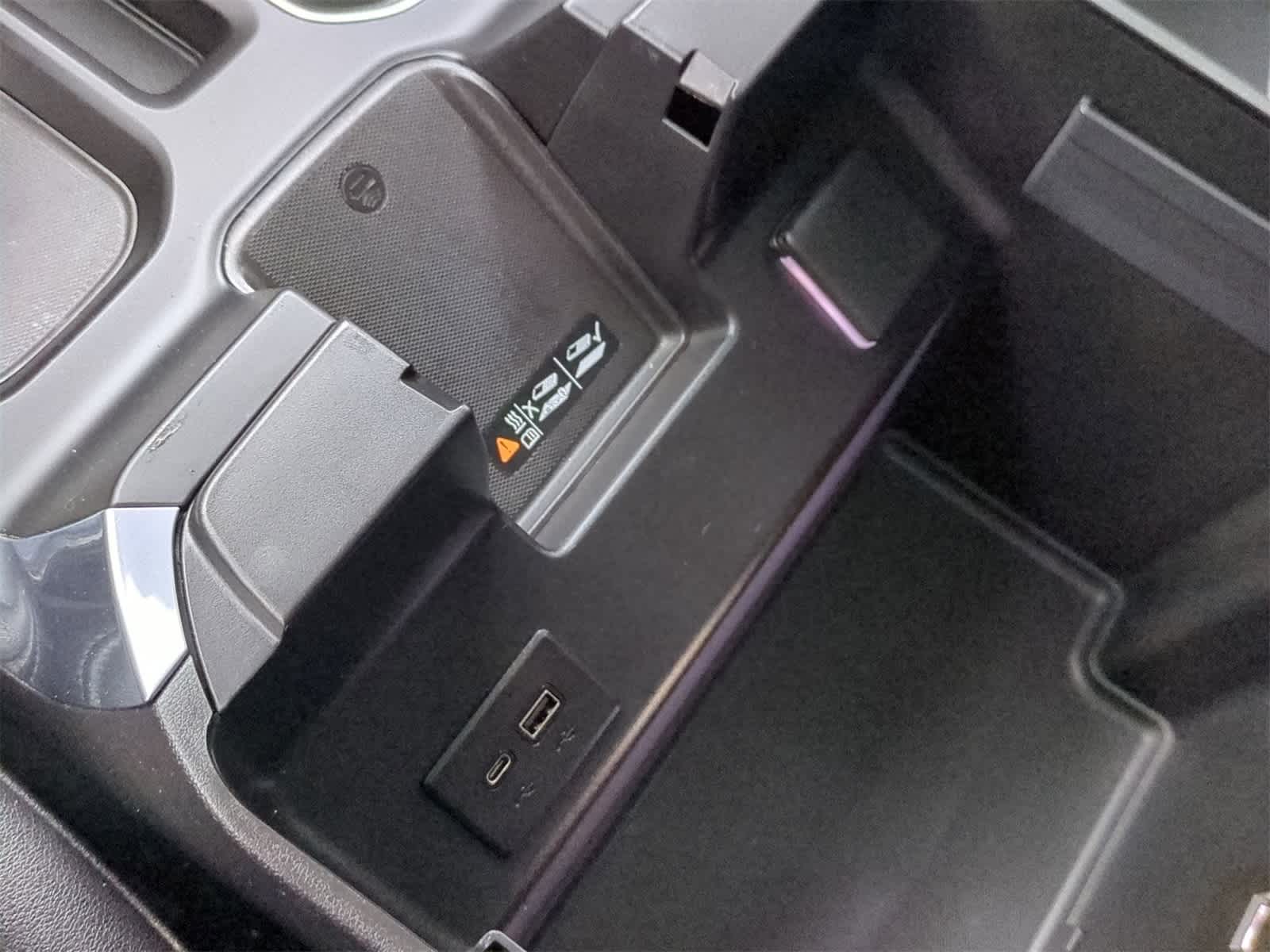 Thumbnail: 2022 Chevrolet Silverado 1500 - 33