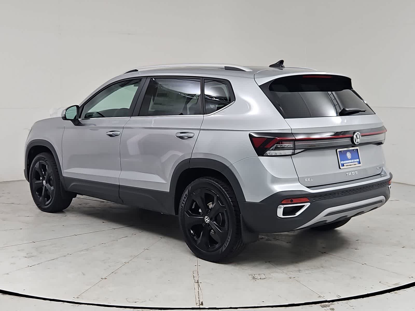 Thumbnail: 2026 Volkswagen Taos - 4