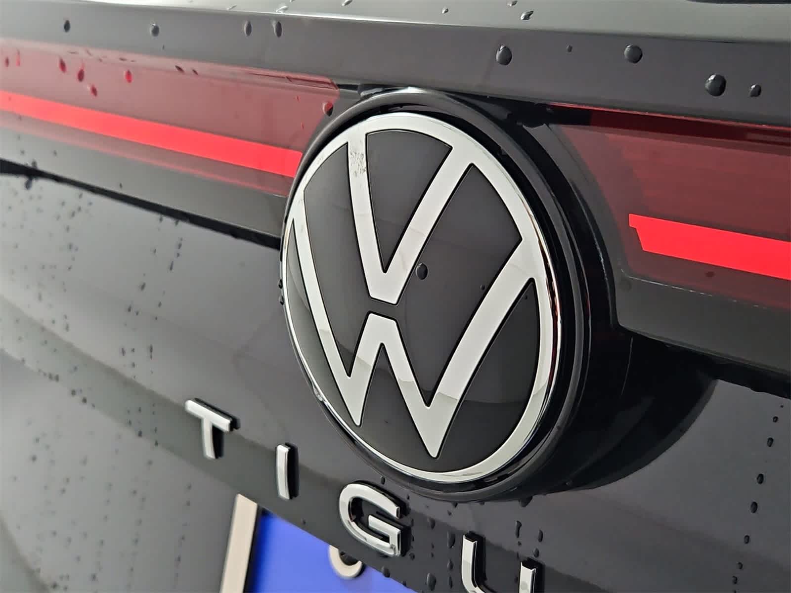 Thumbnail: 2025 Volkswagen Tiguan - 11