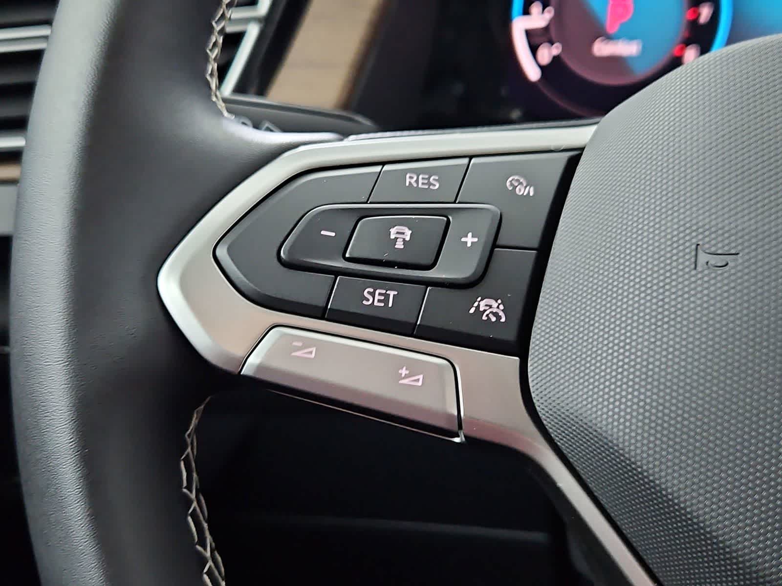 Thumbnail: 2026 Volkswagen Atlas - 25