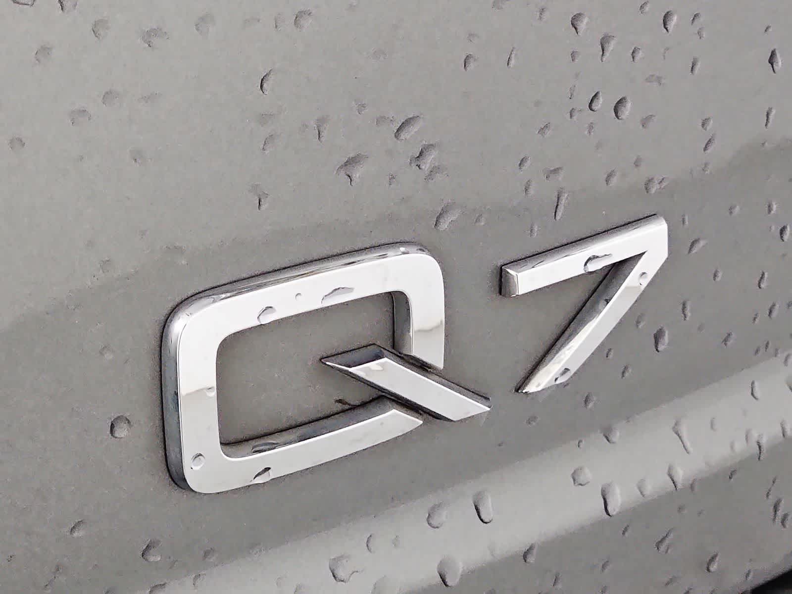Thumbnail: 2017 Audi Q7 - 12