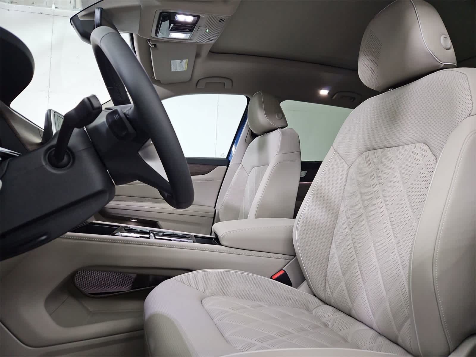 Thumbnail: 2026 Volkswagen Atlas - 16