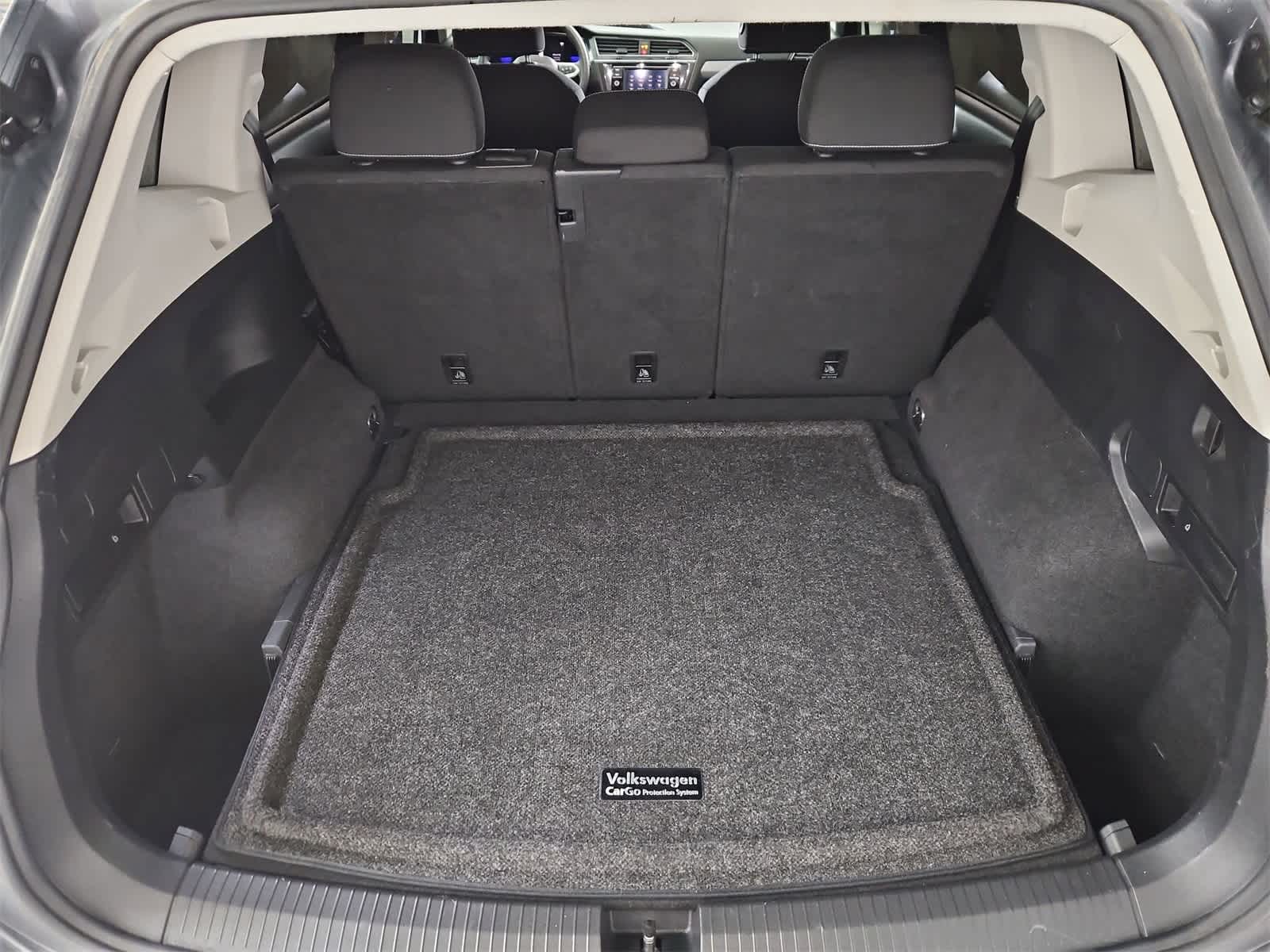 Thumbnail: 2022 Volkswagen Tiguan - 34