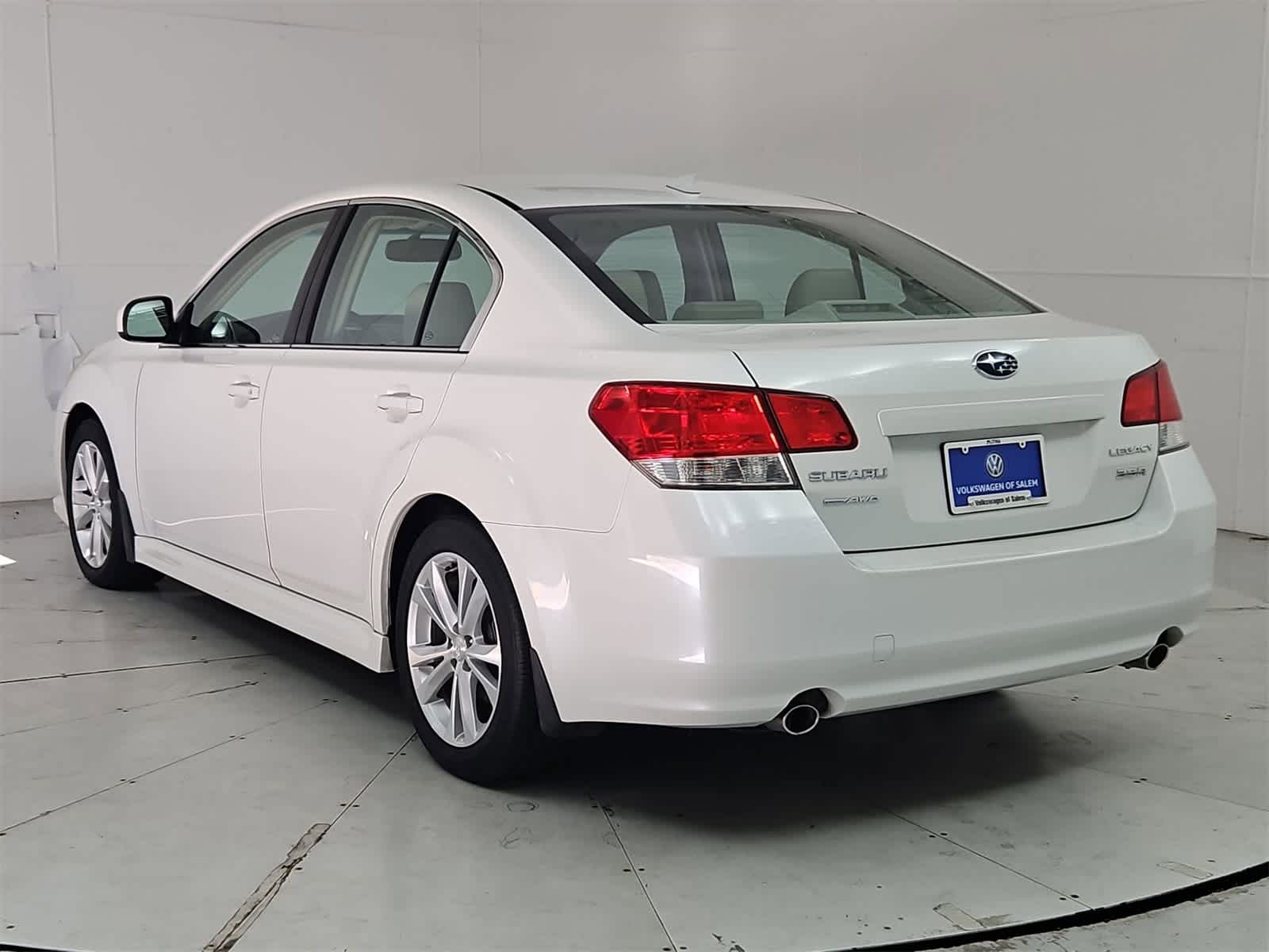 2013 Subaru Legacy Limited 4