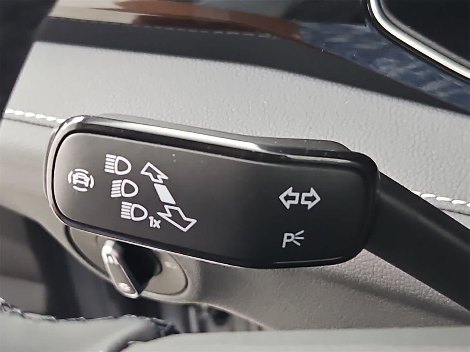 Thumbnail: 2025 Volkswagen Jetta - 28