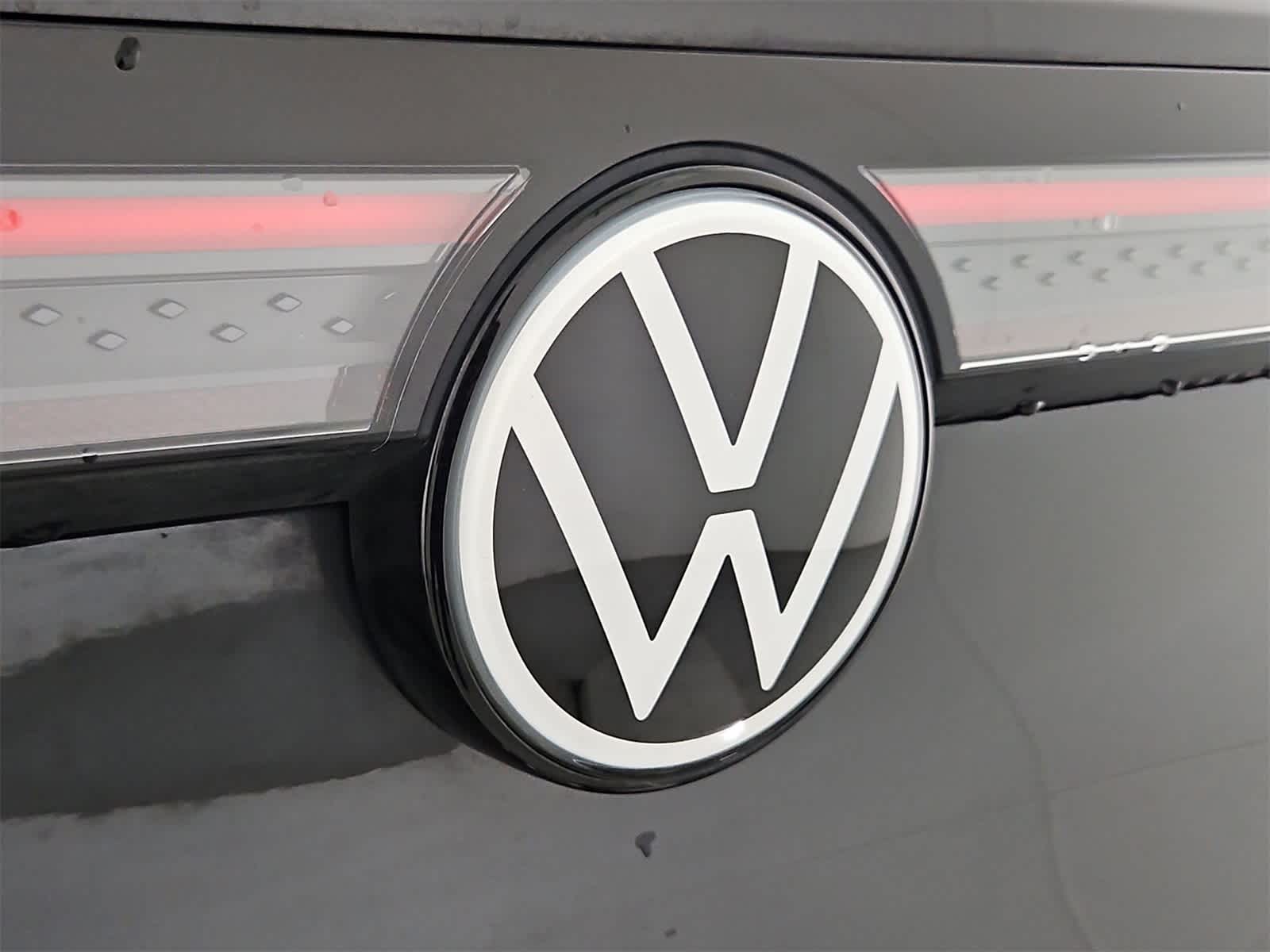 Thumbnail: 2023 Volkswagen ID.4 - 11