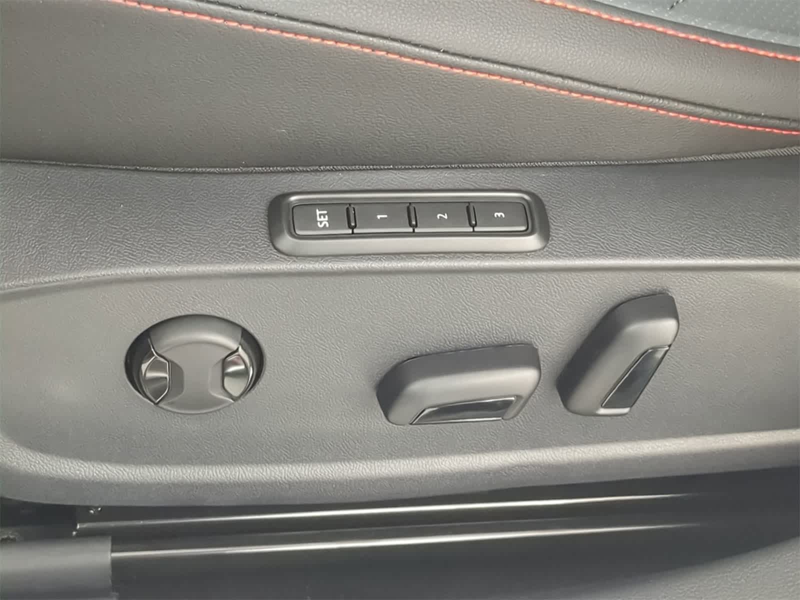 Thumbnail: 2025 Volkswagen Jetta - 16