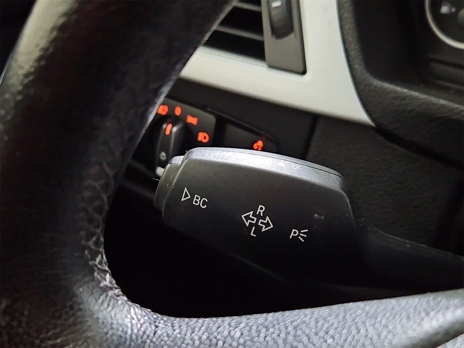 Thumbnail: 2013 BMW 3 Series - 28