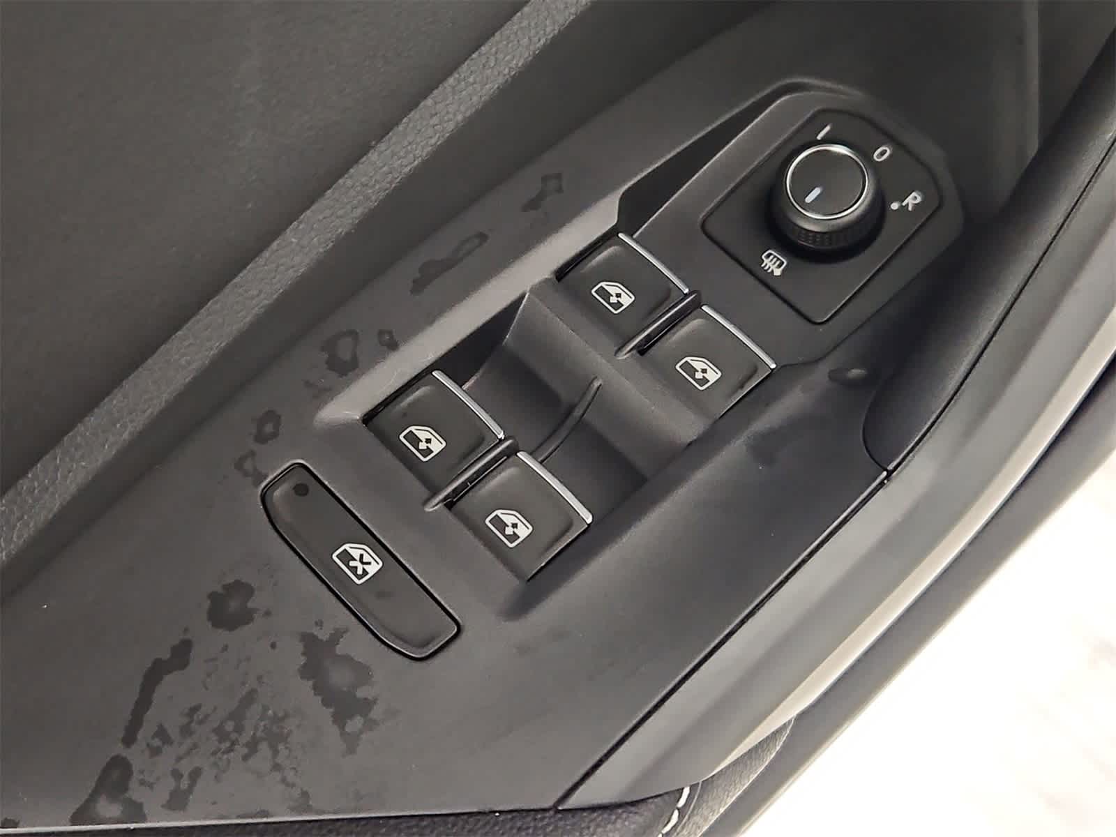 Thumbnail: 2026 Volkswagen Jetta - 17