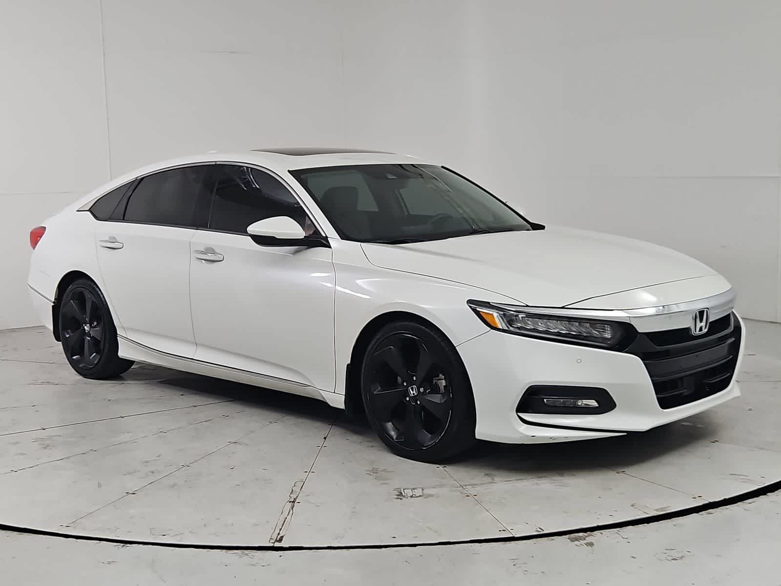Thumbnail: 2018 Honda Accord - 8