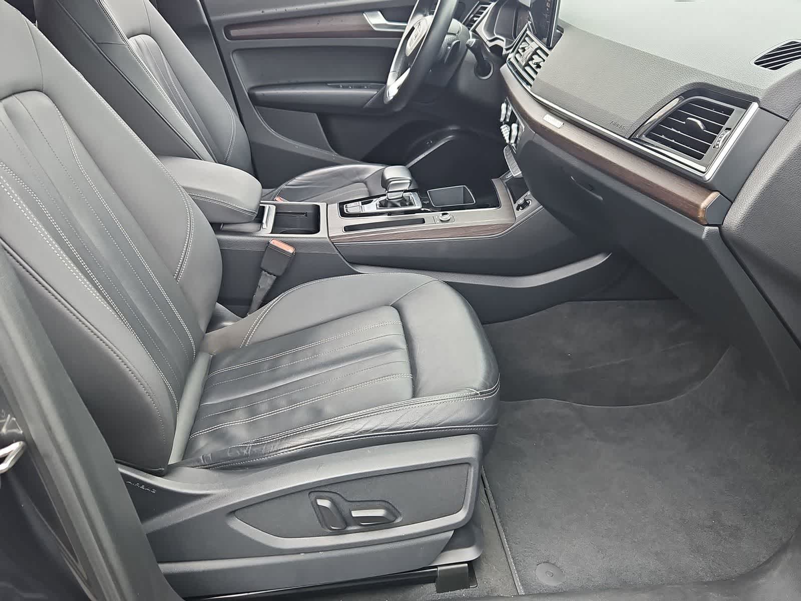 Thumbnail: 2021 Audi Q5 - 21