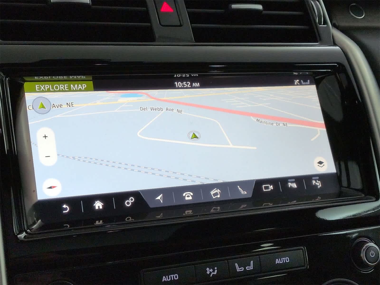 Thumbnail: 2020 Land Rover Discovery - 29