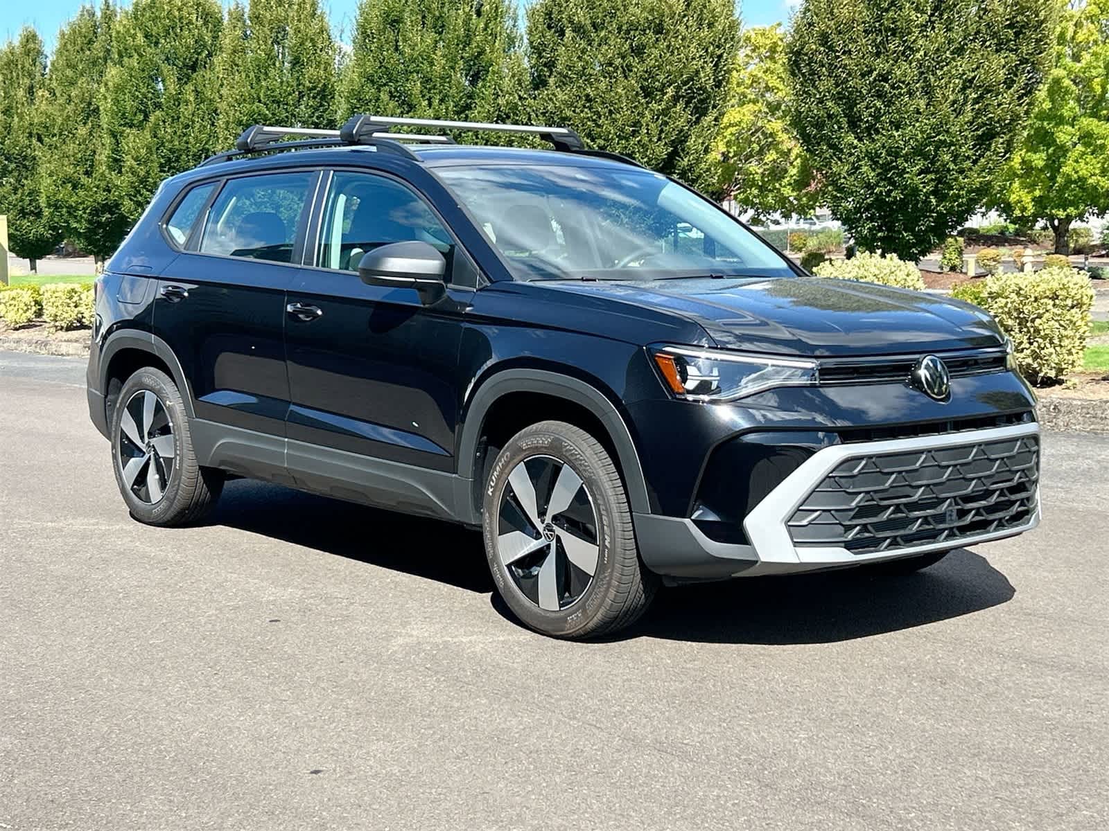 Thumbnail: 2025 Volkswagen Taos - 8