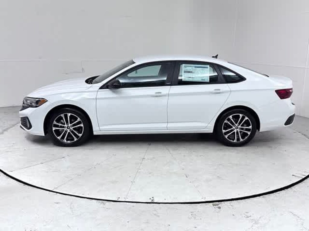 New 2024 Volkswagen Jetta Sedan 1.5T Sport Pure White For Sale in Salem